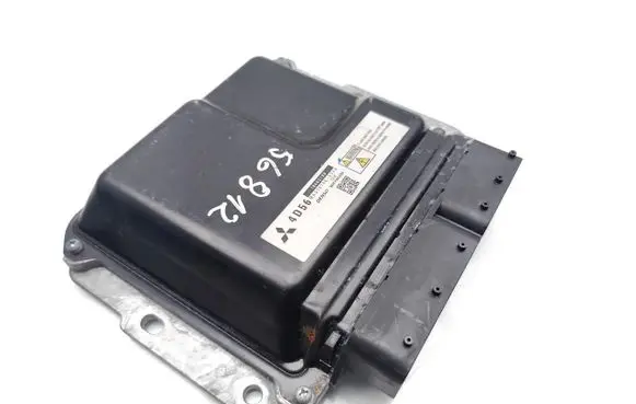 Mitsubishi L200 Engine control unit/module 1860C188 MA275700-3710