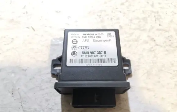 Volkswagen PASSAT B6 Light module LCM 5M0907357B