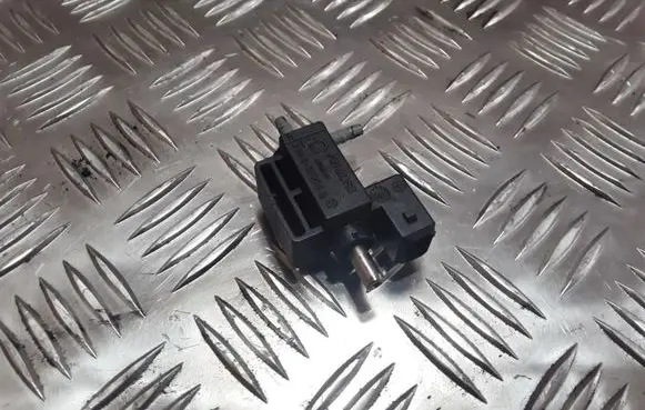 Peugeot 607 Turbo solenoid valve 70058501