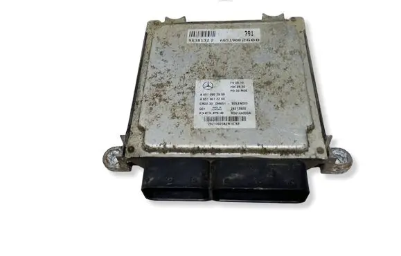 Mercedes-Benz Sprinter W906 Engine control unit/module A6519002600