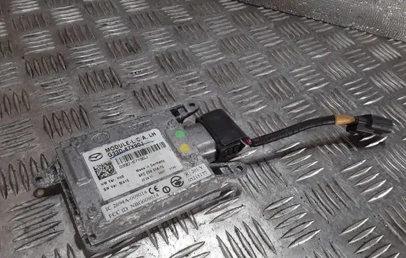 Mazda 3 II Blind spot module G33D67Y90J