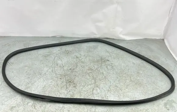 Tesla Model S Trunk rubber seal (body)