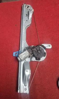 Renault Modus Front door window regulator with motor 118242