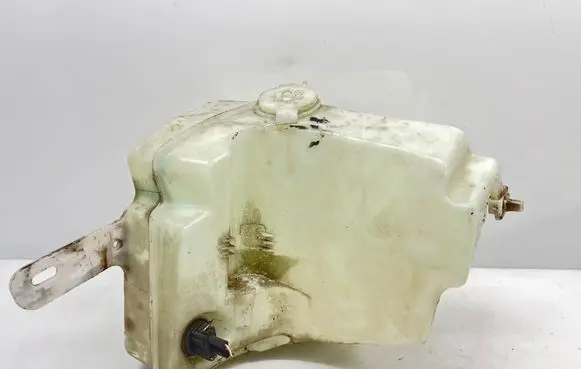Mercedes-Benz ML W163 Windshield washer fluid reservoir/tank A1638601160
