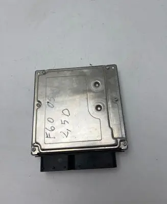BMW 5 E60 E61 Engine control unit/module 7798422 1039S09097 0281012190