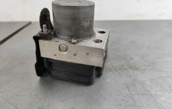Jaguar XF X260 ABS Pump T4N14910 T4N15039
