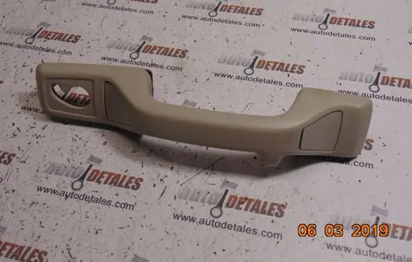 Volvo XC90 Rear interior roof grab handle