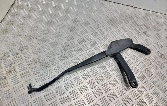 Mercedes-Benz E C207 W207 Front wiper blade arm A2078200744