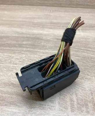 BMW 7 E65 E66 Plug wire 7788125