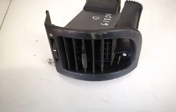 Opel Zafira A Dash center air vent grill 90561076