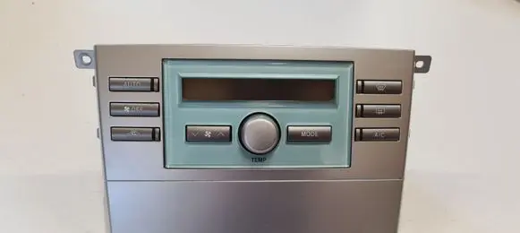 Toyota Corolla Verso E121 Climate control unit 559000F020 MB1465702264 559020F010B
