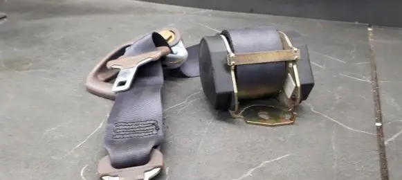 Renault Espace III Rear seatbelt