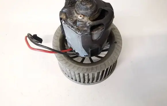 BMW 5 F10 F11 Heater fan/blower L6119 R8705