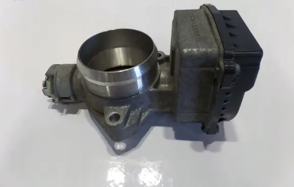 Citroen C5 Throttle valve 9650787380