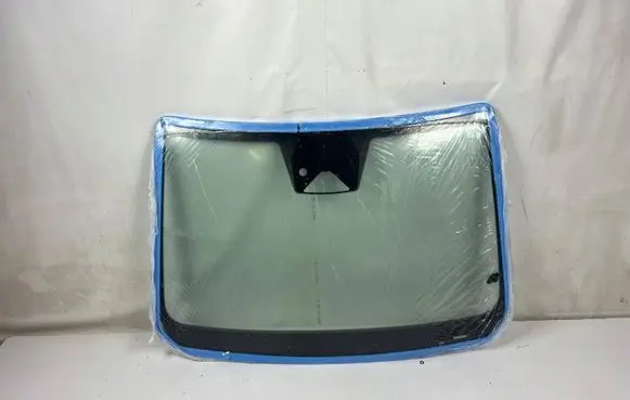 Dacia Logan I Front windscreen/windshield window 