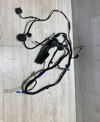 BMW 1 F70 Front door wiring loom/harness boot 5A81A56