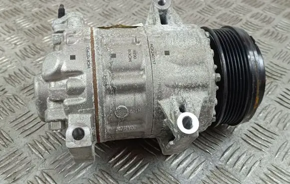 Jeep Grand Cherokee WL Air conditioning (A/C) compressor (pump) P68459835AB