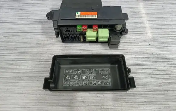Mini Cooper Countryman R60 Fuse box set 9240945 61149240945
