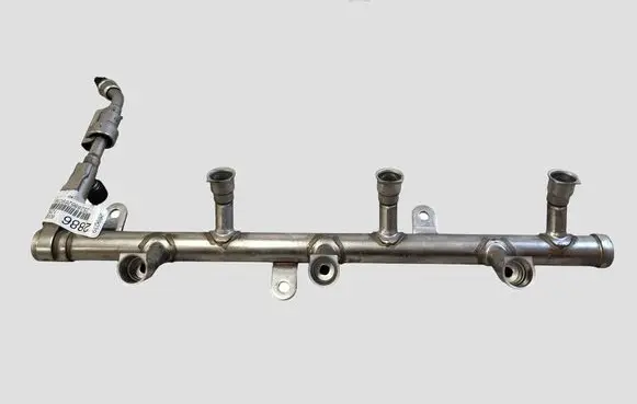 Cadillac CTS Fuel injection (other) 6002FM0124 252886269039