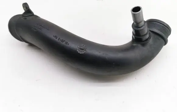 Volvo V70 Intercooler hose/pipe 30714480