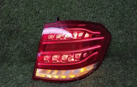 Mercedes-Benz E W212 Rear/tail lights A2129069202 ZGS001
