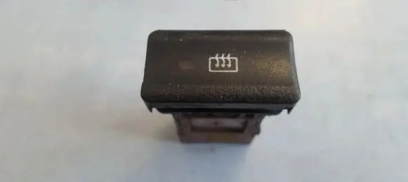 Nissan Primera Windscreen/window heater switch