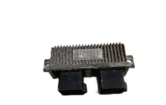 Opel Vectra C Glow plug pre-heat relay 8973227511