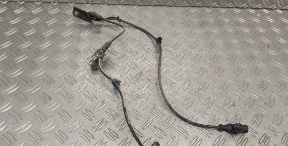Toyota Verso ABS brake wheel speed sensor 8954202061