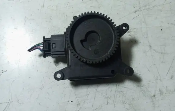 Opel Zafira B A/C air flow flap actuator/motor D81109015180 309372800