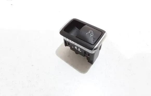 Mercedes-Benz E W212 Tailgate opening switch 