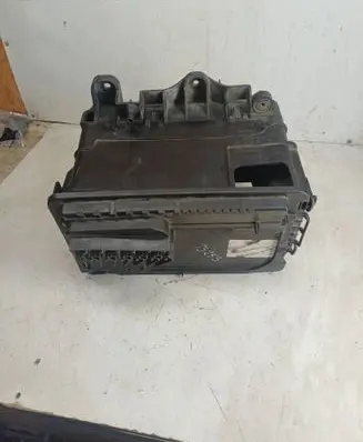 Volkswagen Polo IV 9N3 Battery box tray 6Q0915419B C7MC4 50889C