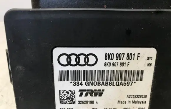 Audi A4 S4 B8 8K Hand brake control module 8K0907801F
