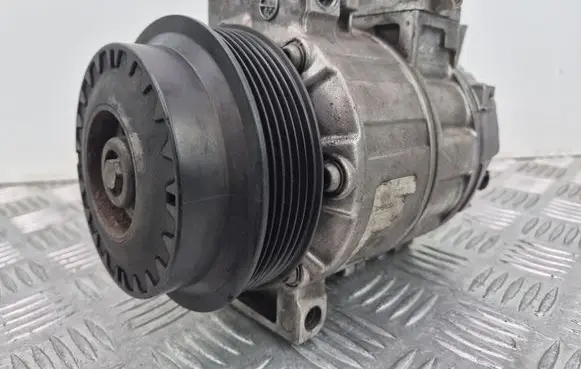 Mercedes-Benz C W204 Air conditioning (A/C) compressor (pump) A0022305011