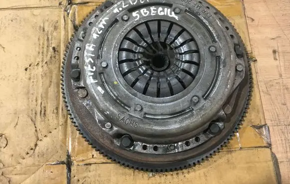 Ford Fiesta Clutch set kit 8V217563AC 8V217550A1C