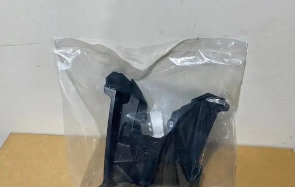 KIA Ceed Front bumper mounting bracket 86568J7DA0