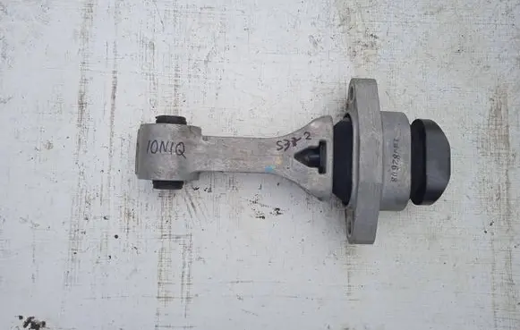 Hyundai Ioniq Engine mount bracket 21950G2000