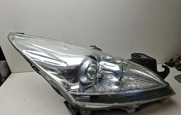 Peugeot 5008 Headlight/headlamp 9685473480 89903109