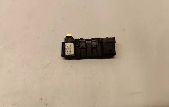 Mercedes-Benz C W204 Oil temperature sensor A1729058200