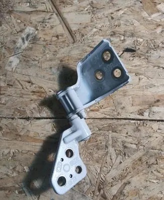 Peugeot Partner III Loading door lower hinge 080D02123