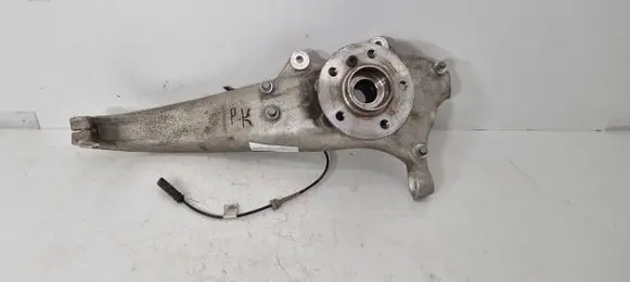 BMW iX Front wheel hub 689057301 689353401