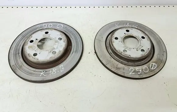Toyota Avensis T270 Rear brake disc
