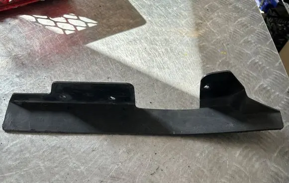 Renault Megane III Front bumper skid plate/under tray 960150007R