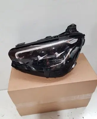 Mercedes-Benz E W213 Headlight/headlamp A2139067509