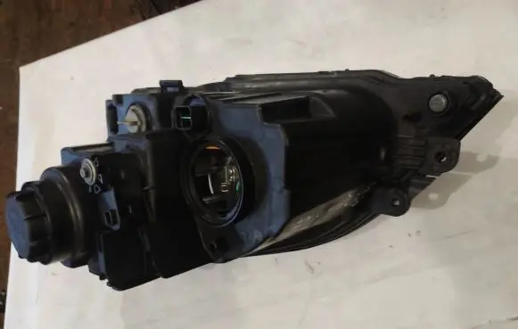 KIA Sorento Headlight/headlamp