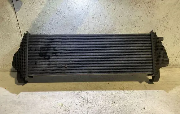Jeep Grand Cherokee Intercooler radiator
