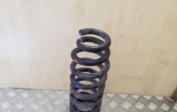 KIA Sorento Front coil spring