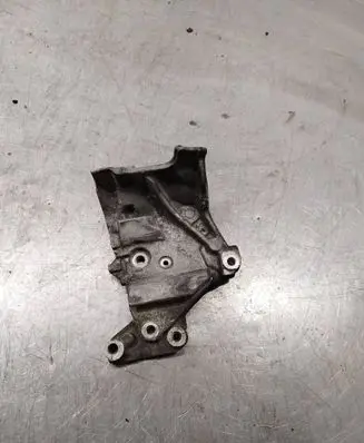 Peugeot 5008 Engine mounting bracket 505932