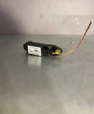 Audi A4 S4 B6 8E 8H Airbag deployment crash/impact sensor 8L0959643B 240398 0230307204K