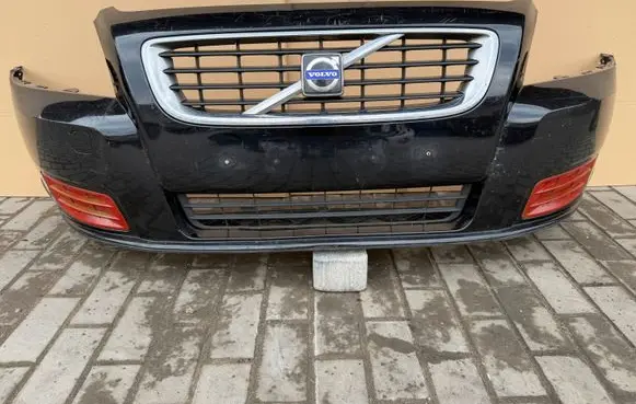 Volvo V50 Front bumper 30744976