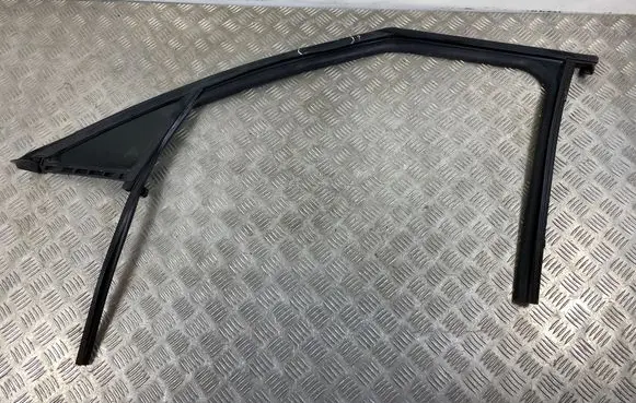Hyundai Santa Fe V MX5 Front door vent window glass four-door 